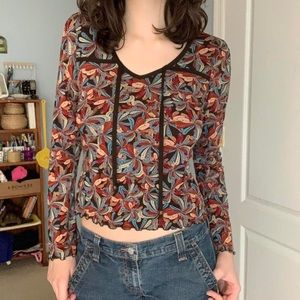 brown fall toned patterned v neck mesh long sleeve w/ lettuce hem